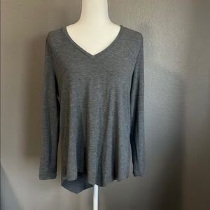 Women's Gray V-Neck Long Sleeve Top